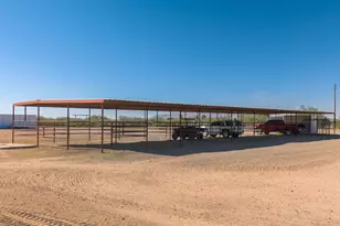 46423 W Trotter Rd, Wickenburg, AZ 85390 - Photo 3