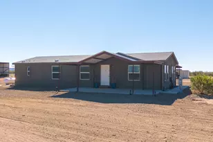 46423 W Trotter Rd, Wickenburg, AZ 85390 - Photo 29