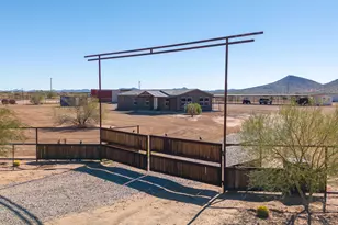 46423 W Trotter Rd, Wickenburg, AZ 85390 - Photo 1