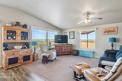 46423 W Trotter Road, Wickenburg, AZ 85390 - Photo 7