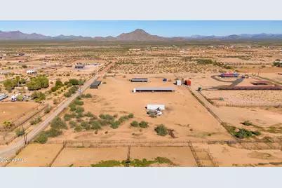 46423 W Trotter Road, Wickenburg, AZ 85390 - Photo 33