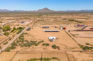 46423 W Trotter Rd, Wickenburg, AZ 85390 - Photo 33