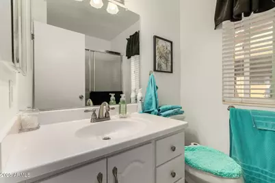 10720 W Saratoga Circle, Sun City, AZ 85351 - Photo 19