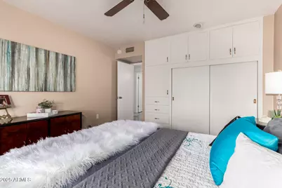 10720 W Saratoga Circle, Sun City, AZ 85351 - Photo 21