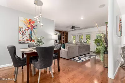 10720 W Saratoga Circle, Sun City, AZ 85351 - Photo 11