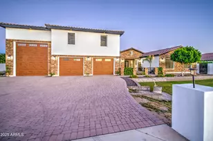 6107 N 175th Ave, Waddell, AZ 85355 - Photo 15