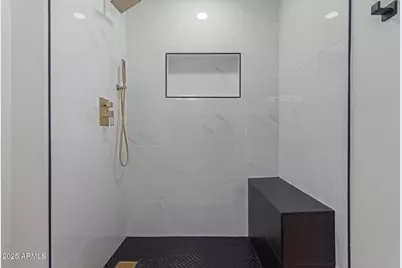 13614 N Hawthorn Drive, Sun City, AZ 85351 - Photo 15