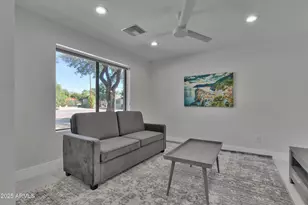 4241 E Calle Tuberia, Phoenix, AZ 85018 - Photo 5