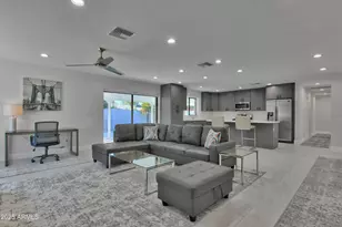 4241 E Calle Tuberia, Phoenix, AZ 85018 - Photo 9