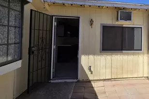 2632 N 29th Pl, Phoenix, AZ 85008 - Photo 1