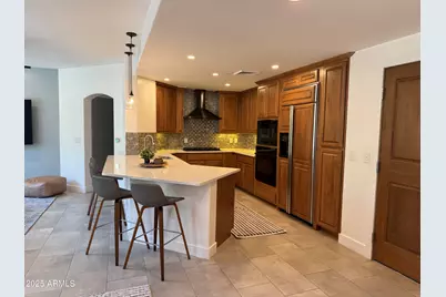 15802 N 71st Street N #210, Scottsdale, AZ 85254 - Photo 9