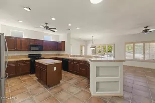 17850 N Navarro Ct, Surprise, AZ 85374 - Photo 13