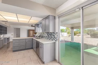 12819 N Sun Valley Drive, Sun City, AZ 85351 - Photo 17