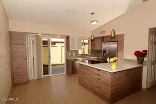 1320 E Bethany Home Rd, Phoenix, AZ 85014 - Photo 1