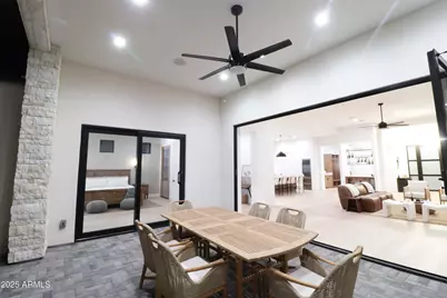 3113 N 41st Place, Phoenix, AZ 85018 - Photo 15