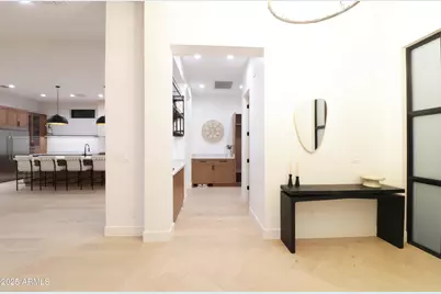 3113 N 41st Place, Phoenix, AZ 85018 - Photo 3