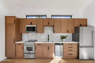 3113 N 41st Pl, Phoenix, AZ 85018 - Photo 33