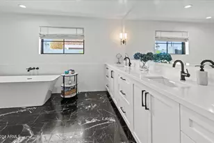 6234 E Monterosa St, Scottsdale, AZ 85251 - Photo 7