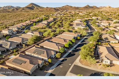 30672 N 137th Lane, Peoria, AZ 85383 - Photo 39