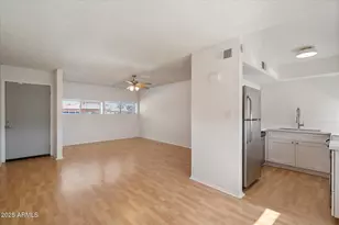 2673 E Oakleaf Dr, Tempe, AZ 85288 - Photo 9