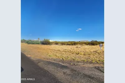 50979 W Iver Road #-, Aguila, AZ 85320 - Photo 5