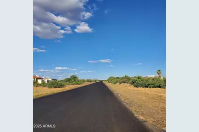 50979 W Iver Road #-, Aguila, AZ 85320 - Photo 7