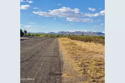 50979 W Iver Road #-, Aguila, AZ 85320 - Photo 19