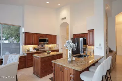 2017 E Granite View Drive, Phoenix, AZ 85048 - Photo 15