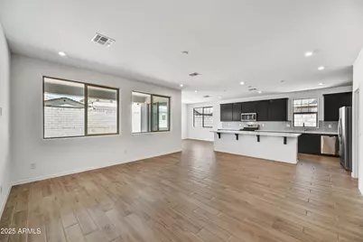 5814 N 193rd Avenue, Litchfield Park, AZ 85340 - Photo 7