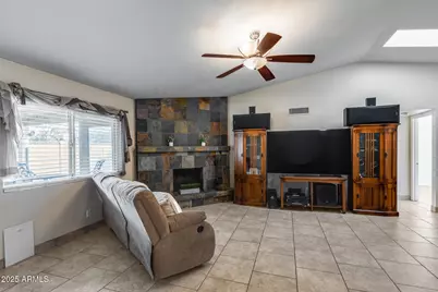 2102 W Marco Polo Road, Phoenix, AZ 85027 - Photo 9