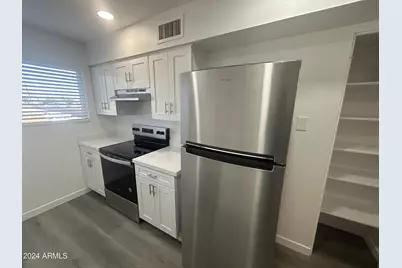 999 S Palm Lane #3, Chandler, AZ 85225 - Photo 1