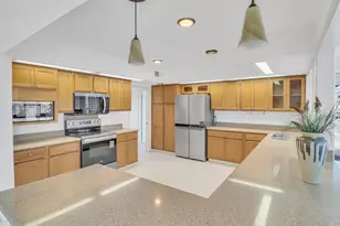 15213 N Cameo Dr, Sun City, AZ 85351 - Photo 11