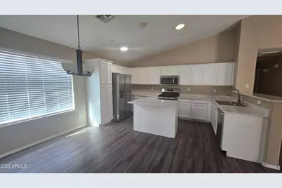 355 W Holstein Trail, San Tan Valley, AZ 85143 - Photo 7