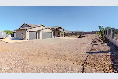 34319 N 7th Street, Phoenix, AZ 85085 - Photo 1