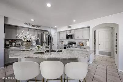 6926 W Topeka Drive, Glendale, AZ 85308 - Photo 11