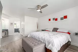 10617 W Granada Dr, Sun City, AZ 85373 - Photo 9