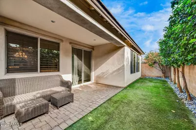 7 E Laurie Lane, Phoenix, AZ 85020 - Photo 27