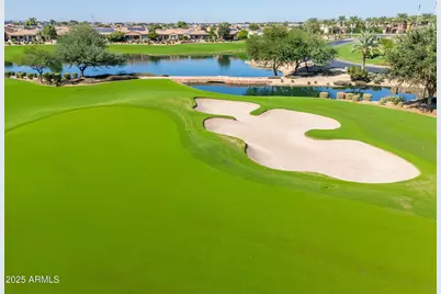 56 E Camellia Way, Queen Creek, AZ 85140 - Photo 9