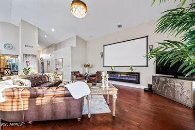 1817 E Willow Tree Court, Gilbert, AZ 85234 - Photo 11