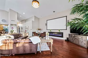 1817 E Willow Tree Ct, Gilbert, AZ 85234 - Photo 11