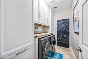 1817 E Willow Tree Ct, Gilbert, AZ 85234 - Photo 95