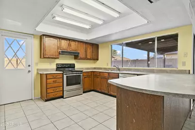 5208 W Shangri La Road, Glendale, AZ 85304 - Photo 11