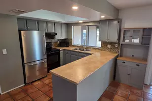 15635 North 21st St, Phoenix, AZ 85022 - Photo 1