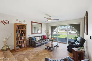 19 E Canterbury Ct, Phoenix, AZ 85022 - Photo 23