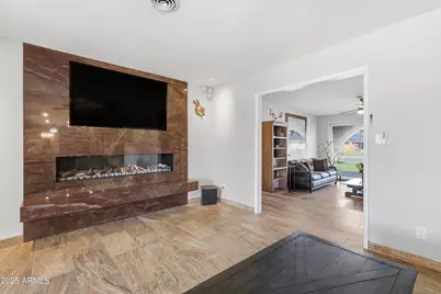 19 E Canterbury Court, Phoenix, AZ 85022 - Photo 23