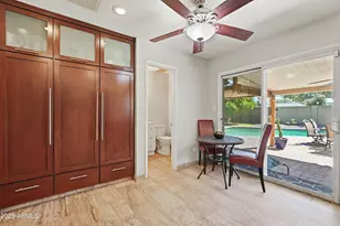 19 E Canterbury Ct, Phoenix, AZ 85022 - Photo 13