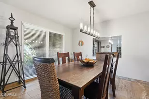 19 E Canterbury Ct, Phoenix, AZ 85022 - Photo 9