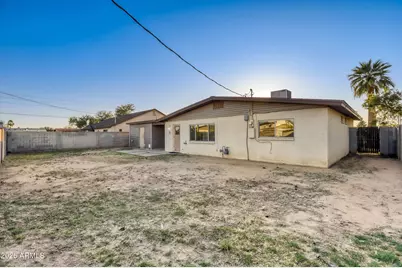 11417 N 33rd Avenue, Phoenix, AZ 85029 - Photo 13