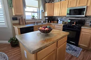 18359 N Linkletter Ln, Surprise, AZ 85374 - Photo 23