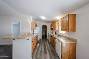 6960 W Peoria Ave, Peoria, AZ 85345 - Photo 5